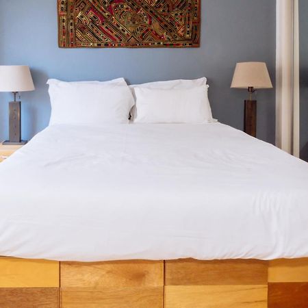 Stylish 3 Bedroom Apartment Near Hollyrood Park Edinburg Exteriör bild