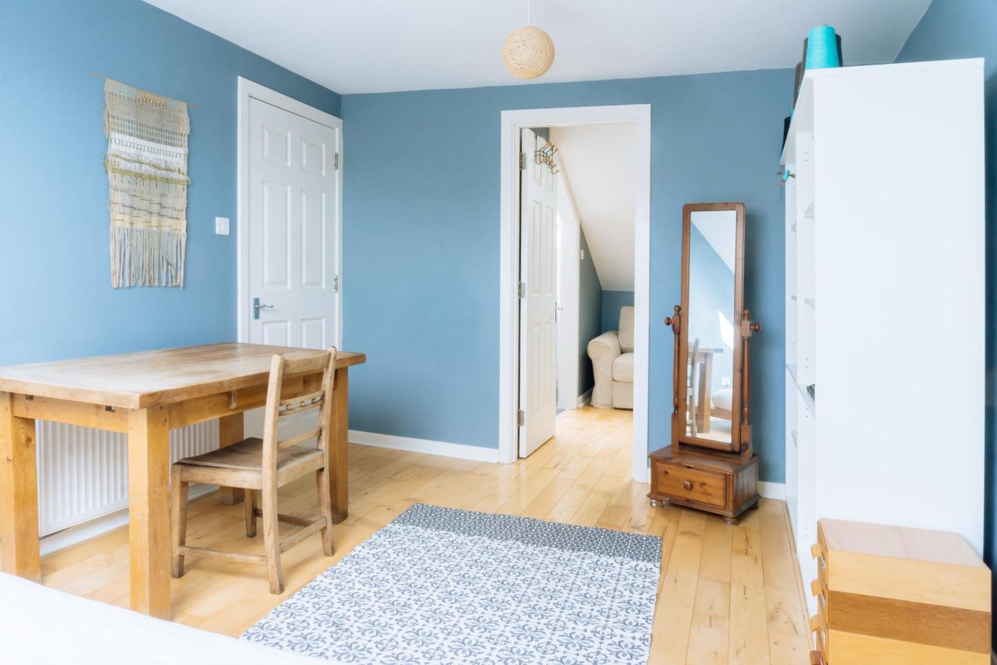 Stylish 3 Bedroom Apartment Near Hollyrood Park Edinburg Exteriör bild