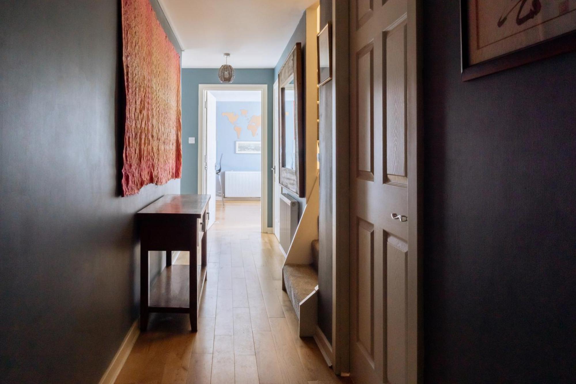 Stylish 3 Bedroom Apartment Near Hollyrood Park Edinburg Exteriör bild
