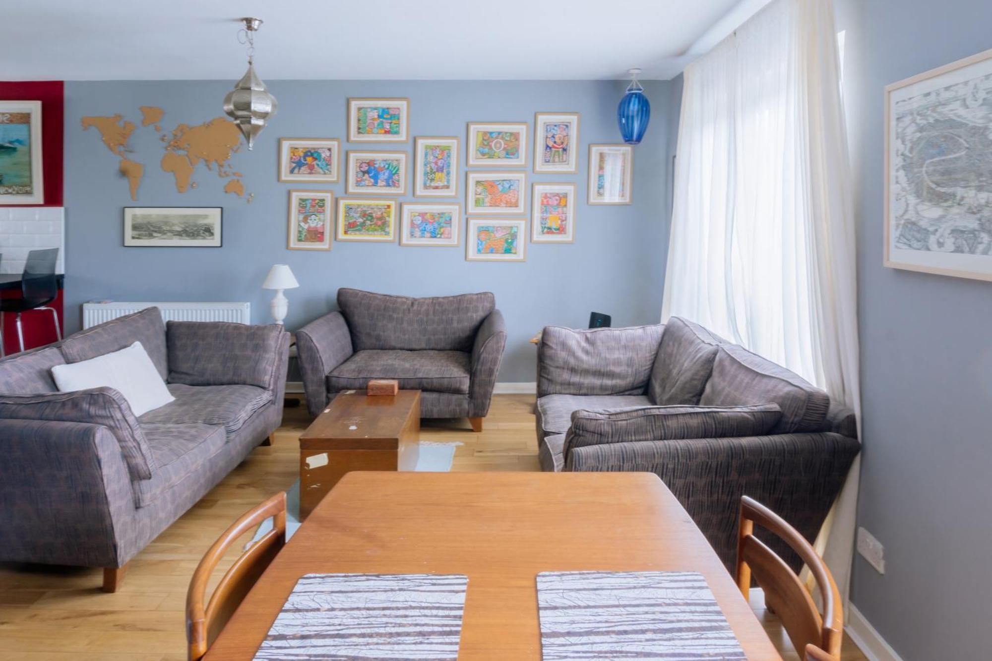 Stylish 3 Bedroom Apartment Near Hollyrood Park Edinburg Exteriör bild